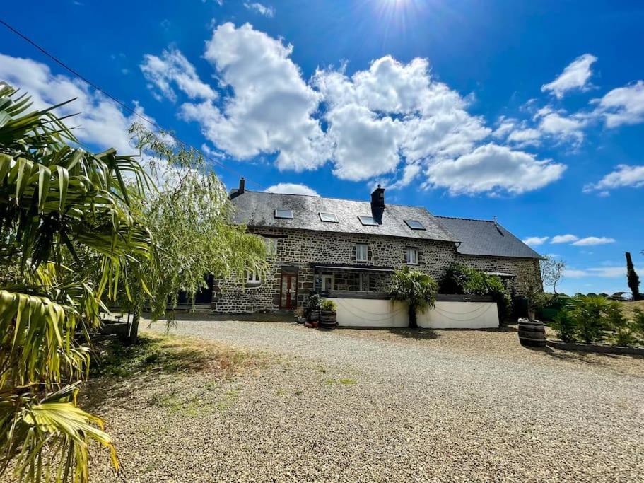 Gites Le Bisson Heusse Exterior photo